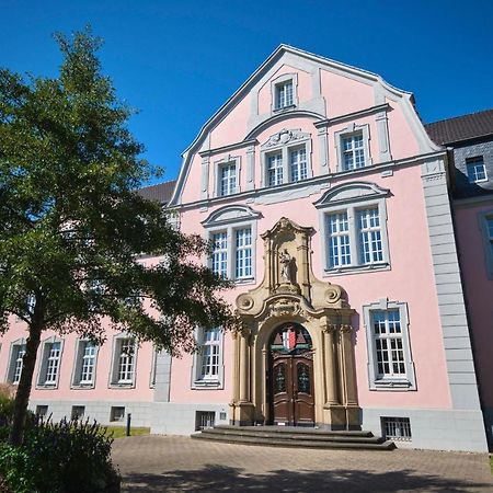 Historisches Deluxe Apartment Im Marianum Neuss Kültér fotó