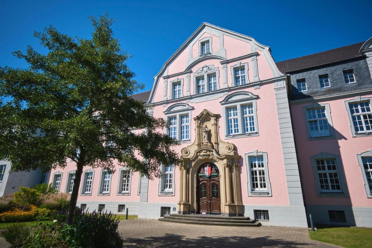 Historisches Deluxe Apartment Im Marianum Neuss Kültér fotó