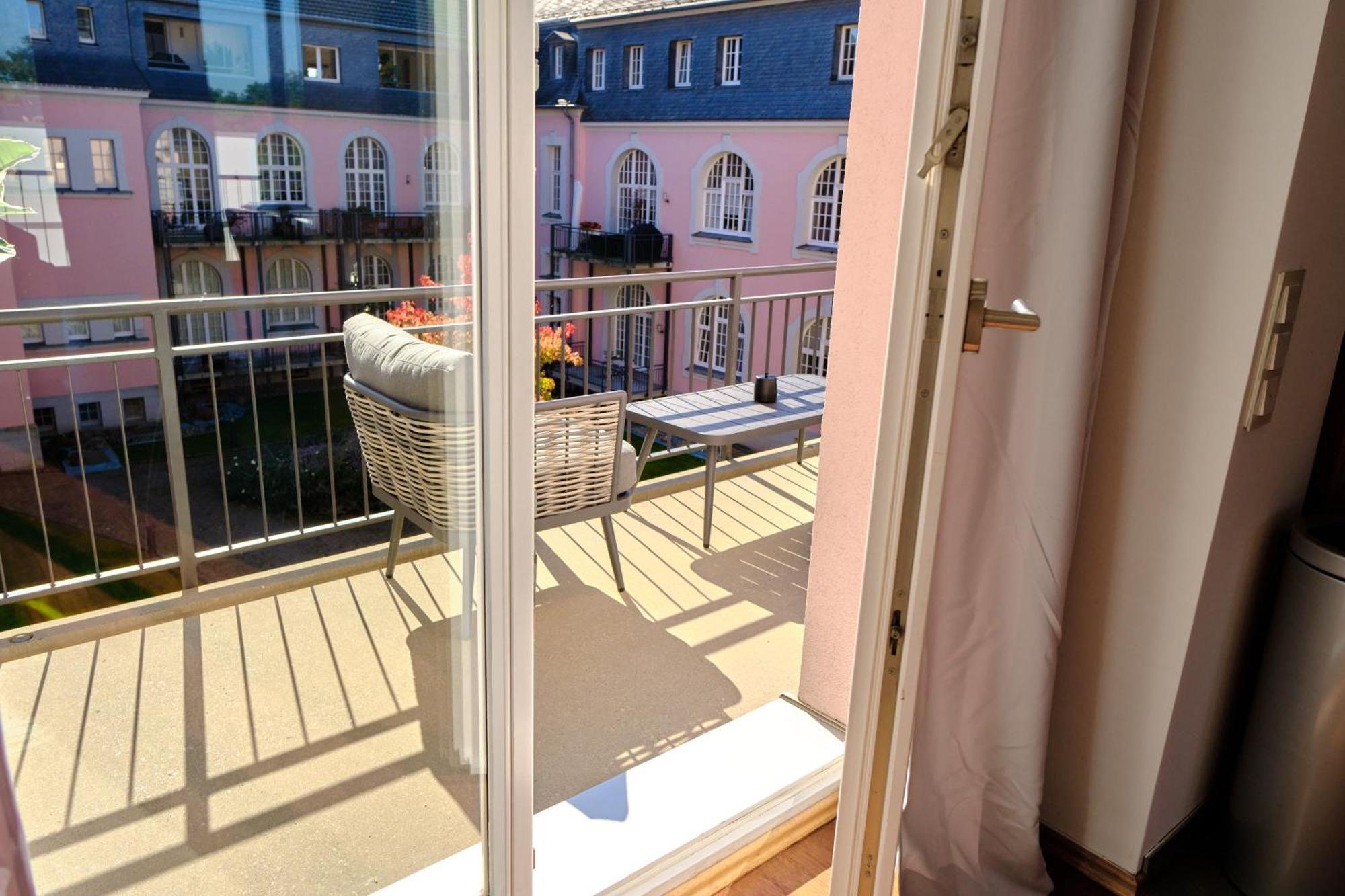 Historisches Deluxe Apartment Im Marianum Neuss Szoba fotó